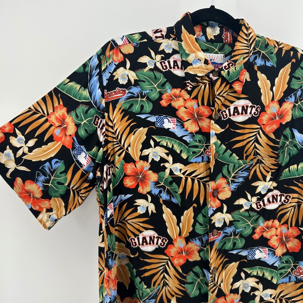 Reyn Spooner San Francisco Giants Mens Medium Black Floral Rayon Hawaiian Shirt